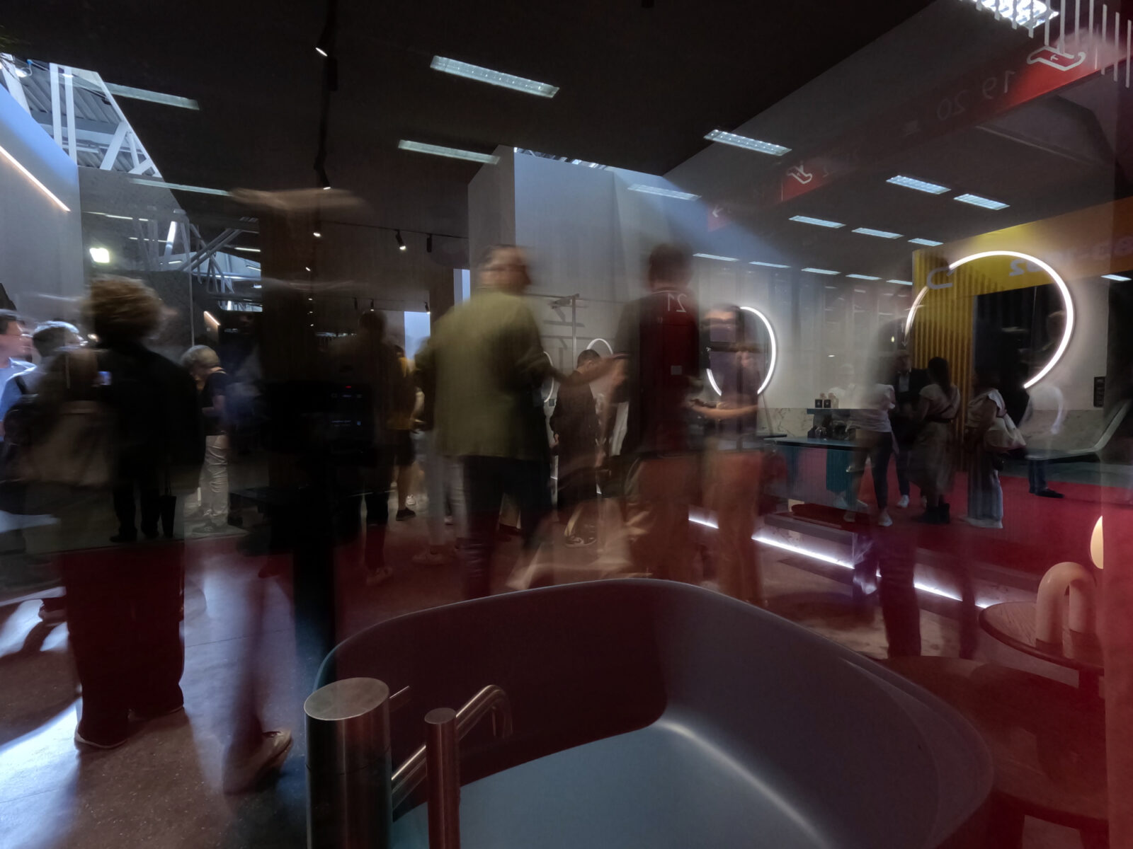 Explore dynamic design : revivez notre Cersaie 2023 - The Wellness Collection